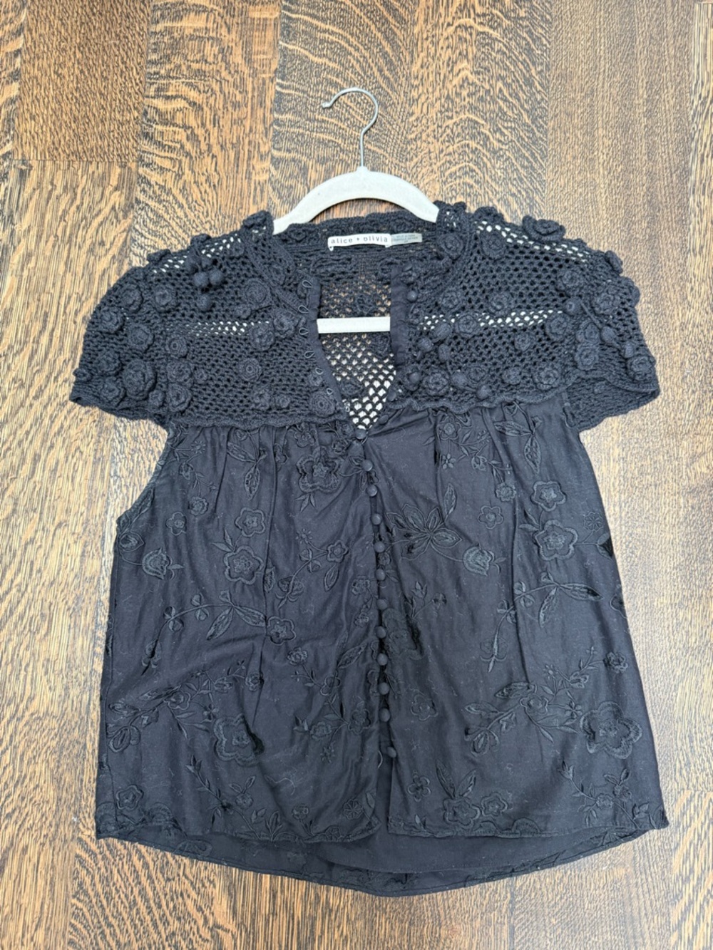 Alice + Olivia “Ilaria” Crochet Yoke Embroidered Blouse | Black | 100% Cotton
